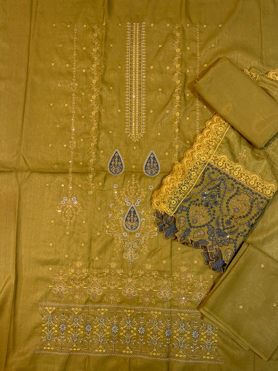 Embellish Fine Wool Embroidered 3pc D1