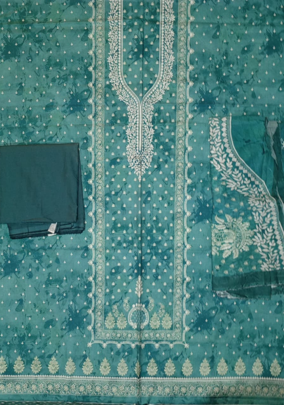 Nishat Luxury Printed Lawn 3pc Vol.3.D1