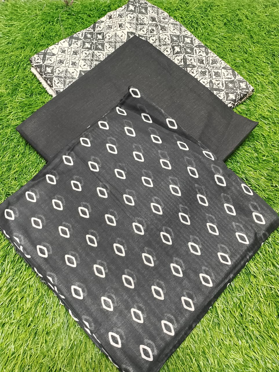 Zeen Luxury Digital Printed Lawn 3pc-D2