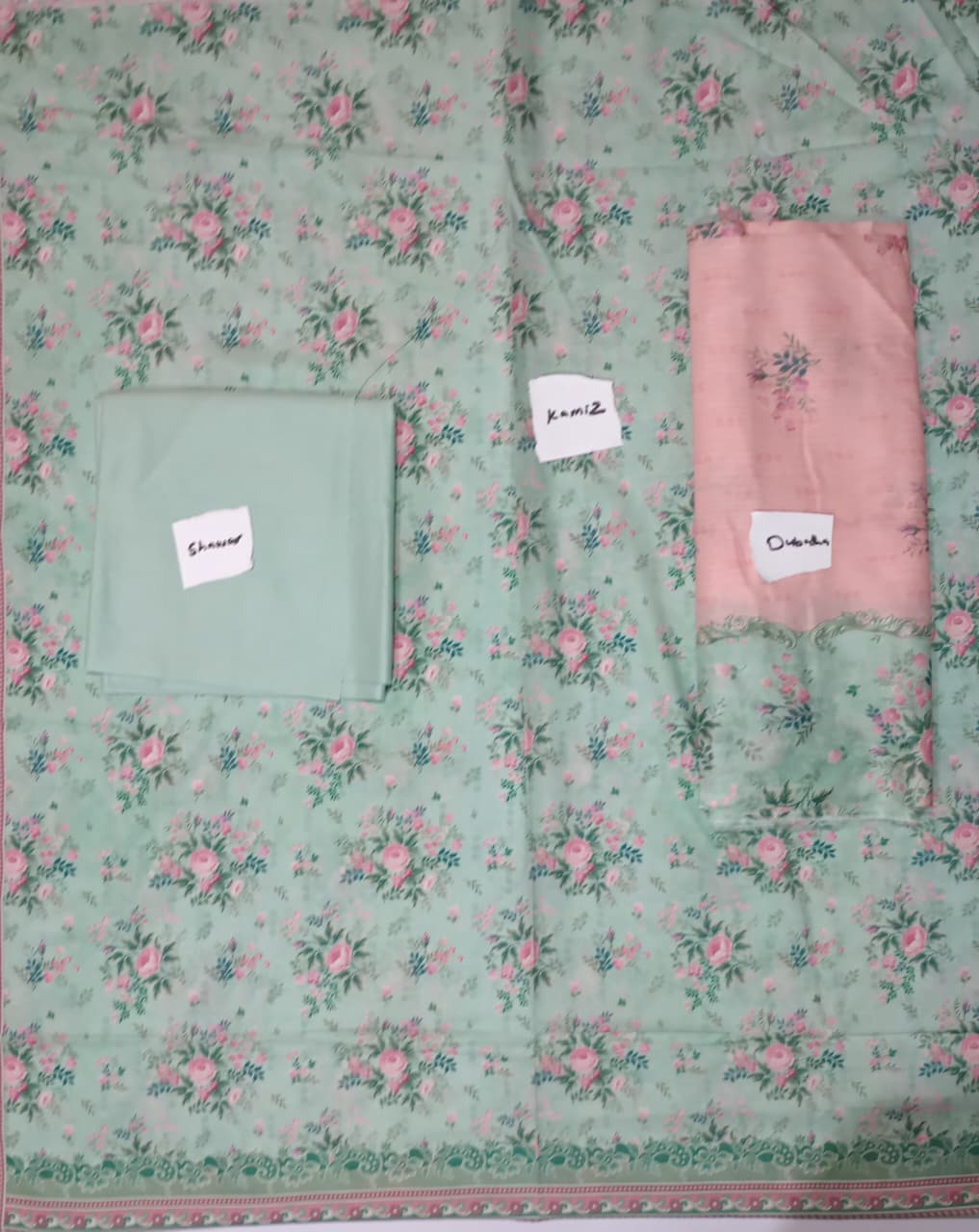 Bin Saeed Luxury Lawn 3Pc Suit Vol-2D3