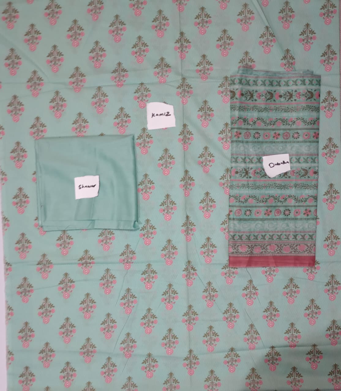 Bin Saeed Luxury Lawn 3Pc Suit Vol-2D4
