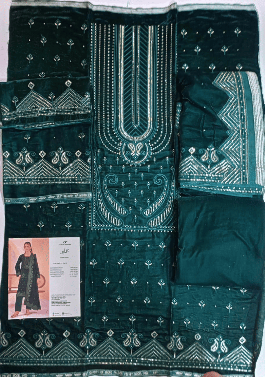 Gulzar Yousaf Velvet Embroidered 3PC V1-D2
