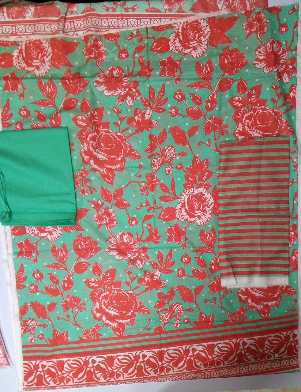 Gen Z Premium Summer Printed Lawn 3pc Vol-2 D9