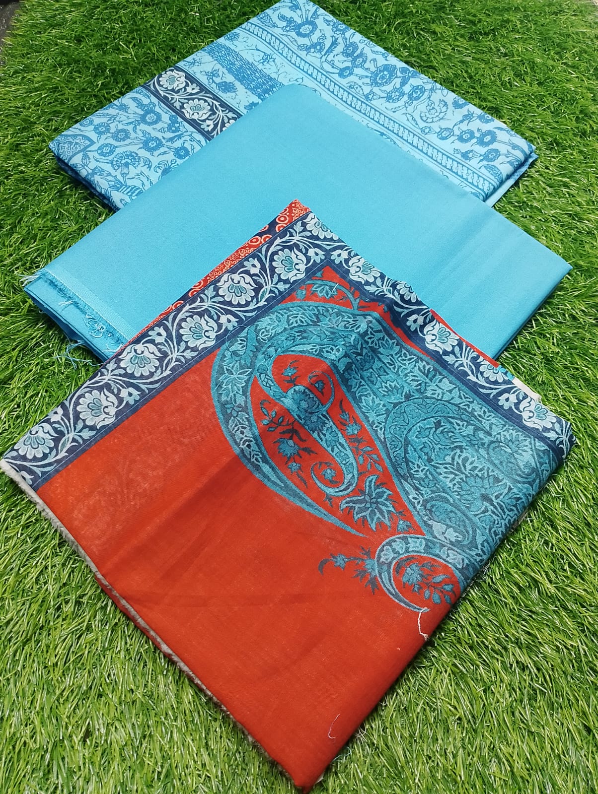 Almirah by J. Premium Digital Printed Lawn 3pc D7