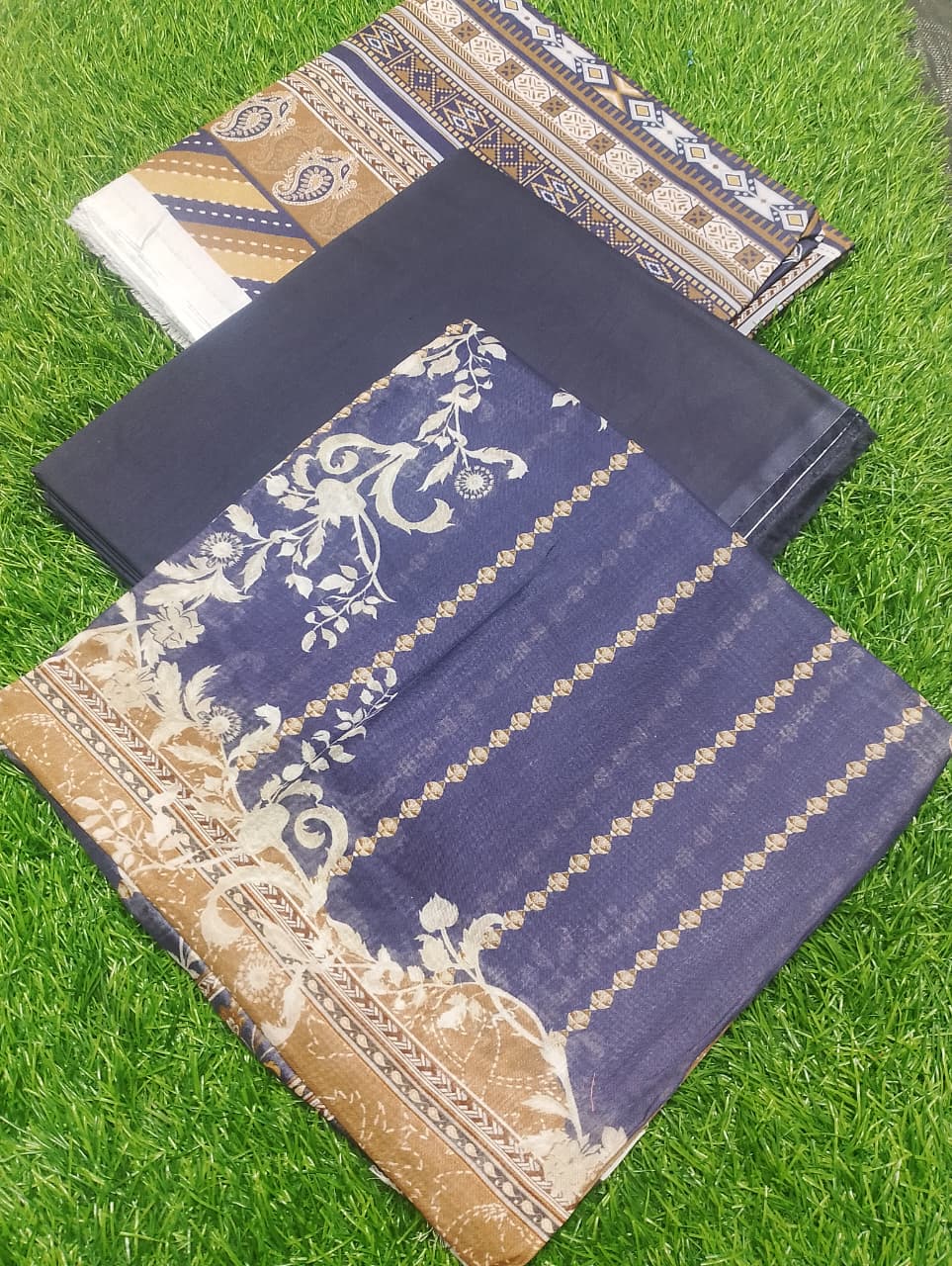 Asim Jofa Premium Printed Lawn 3pc Vol-4-D3