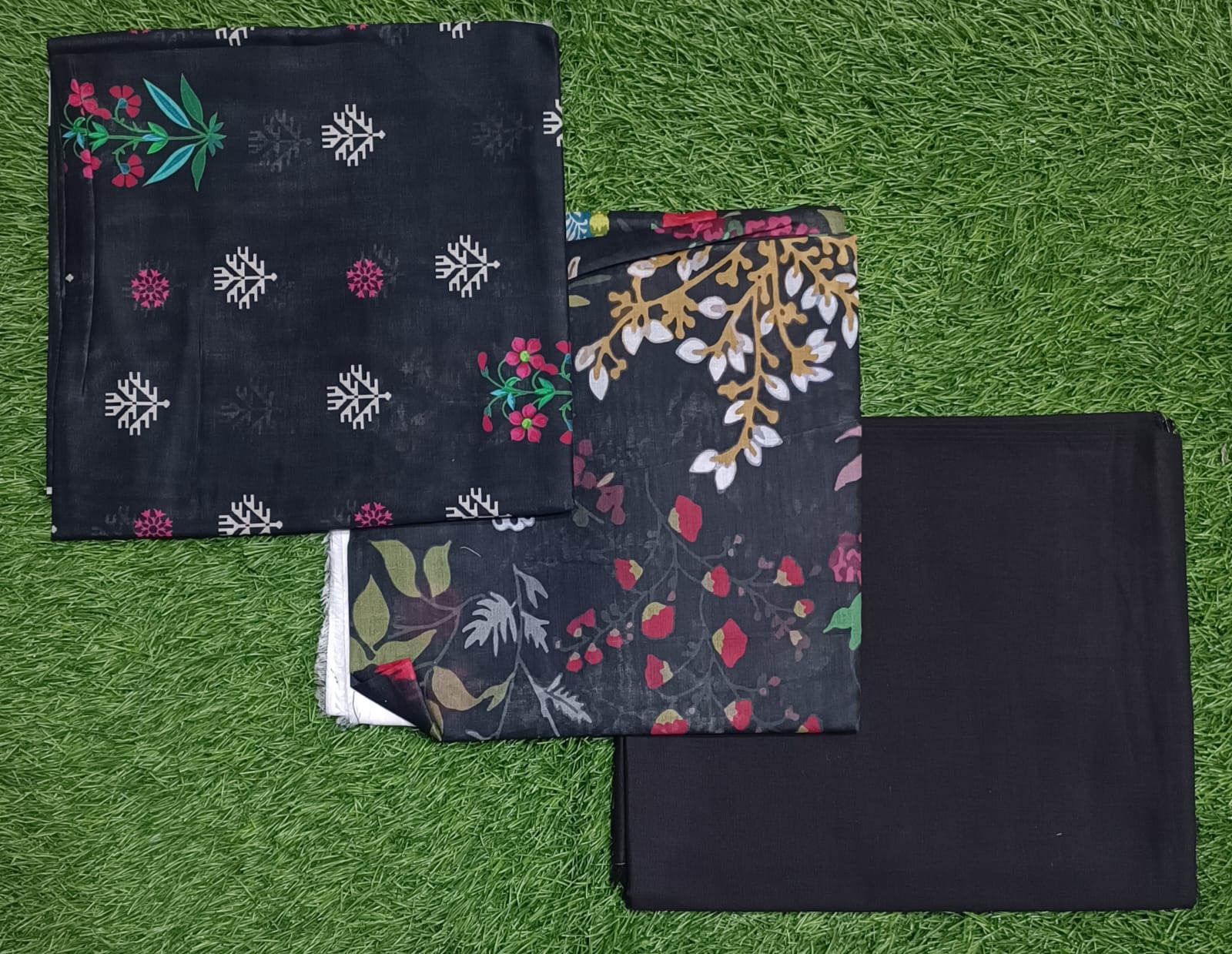 Asim Jofa Premium Printed lawn 3pc Vol-2 D4