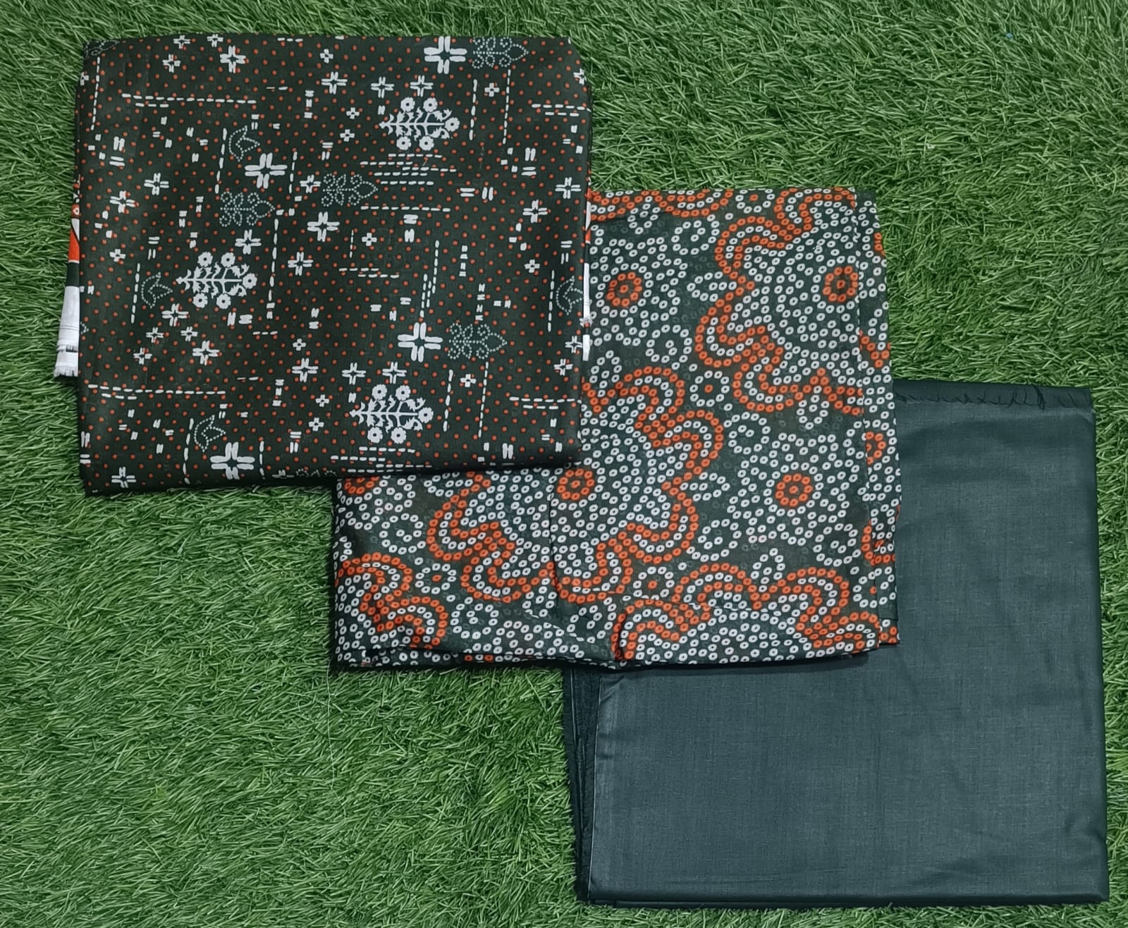 Zesh Women Printed Lawn 3pc Suit Vol-1 D5