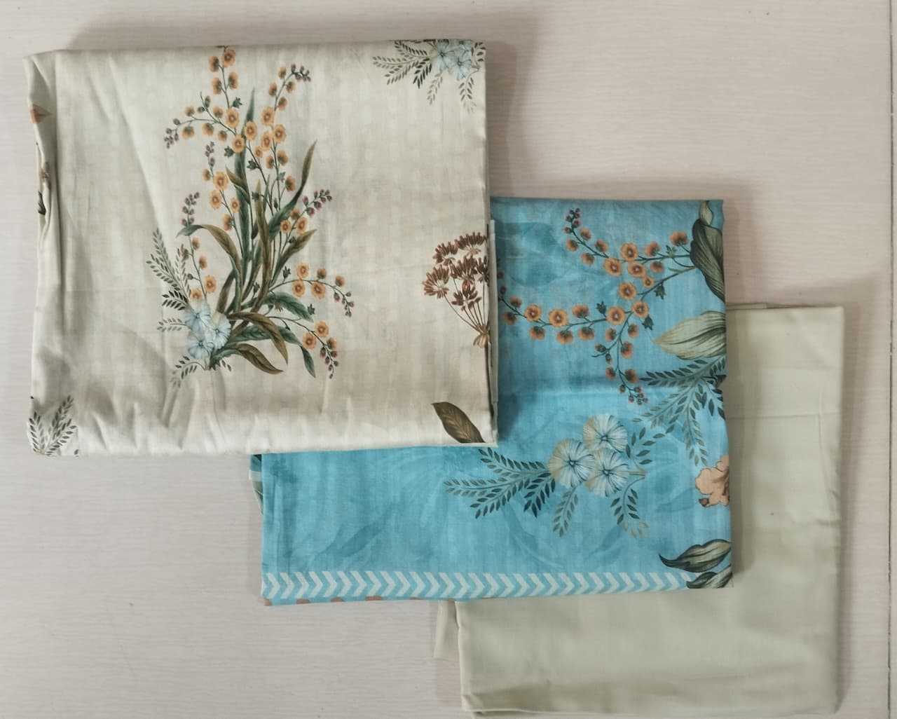 MTJ Luxury Printed Lawn 3pc Summer Suit Vol-3 D2