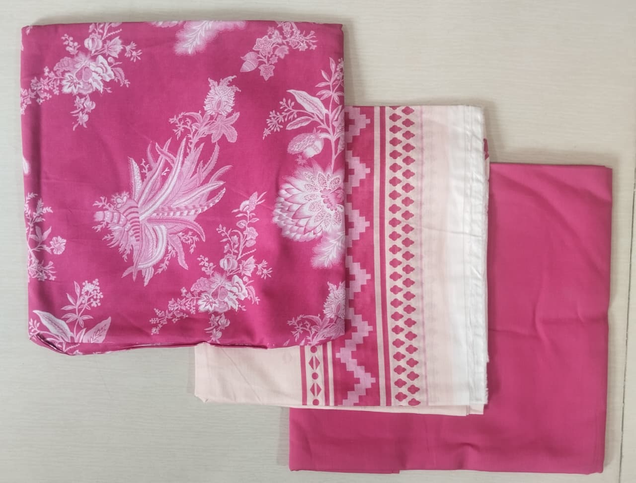 MTJ Luxury Printed LAwn 3pc Summer Suit Vol-3 D5