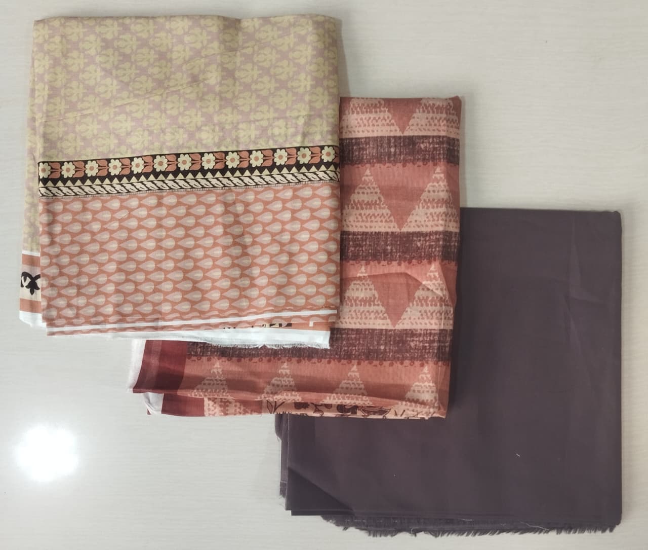 Punjnad by J. Printed Lawn 3pc Ladies Suit D4