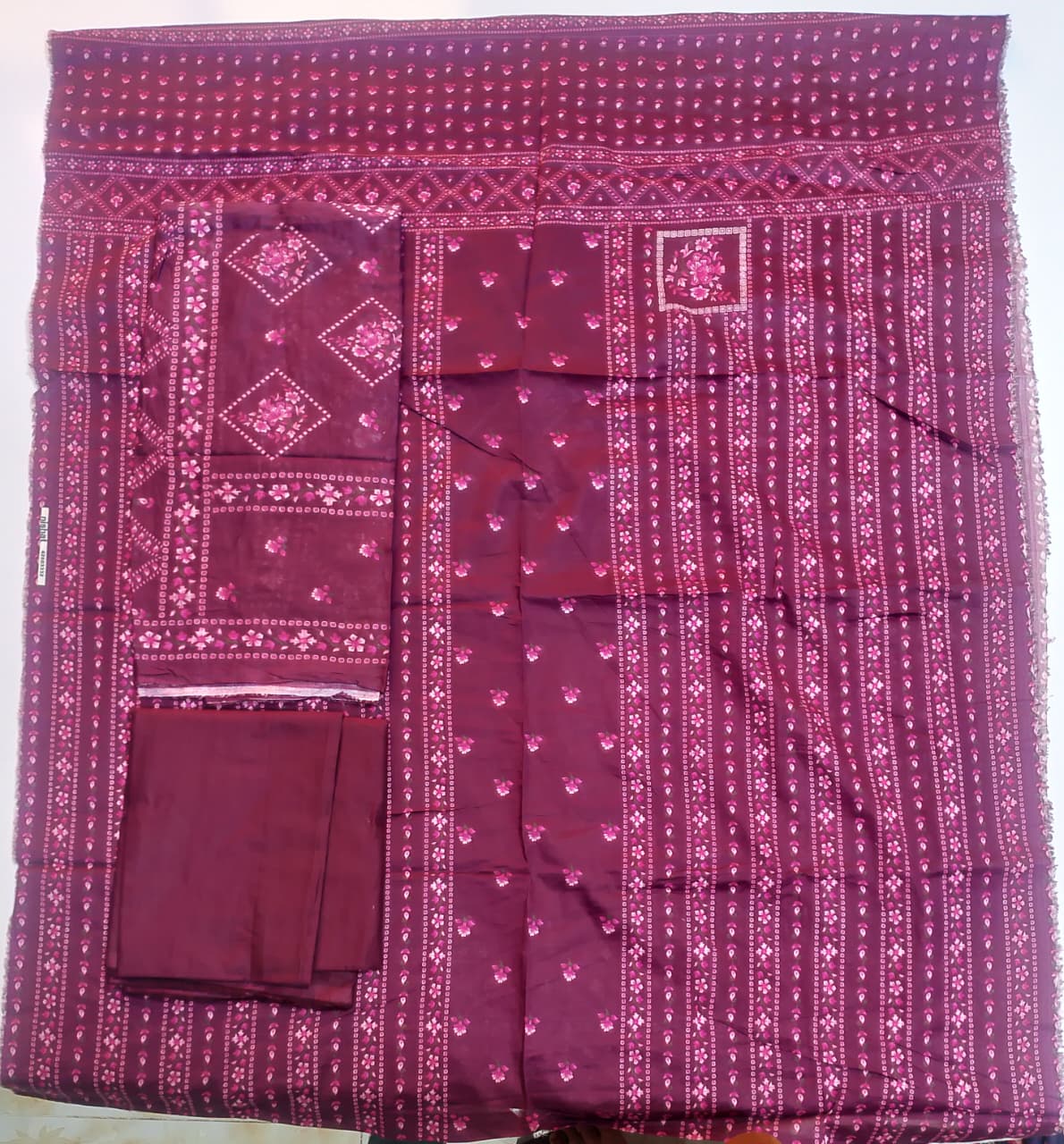 Nishat Luxury Printed Lawn 3pc Vol.D12