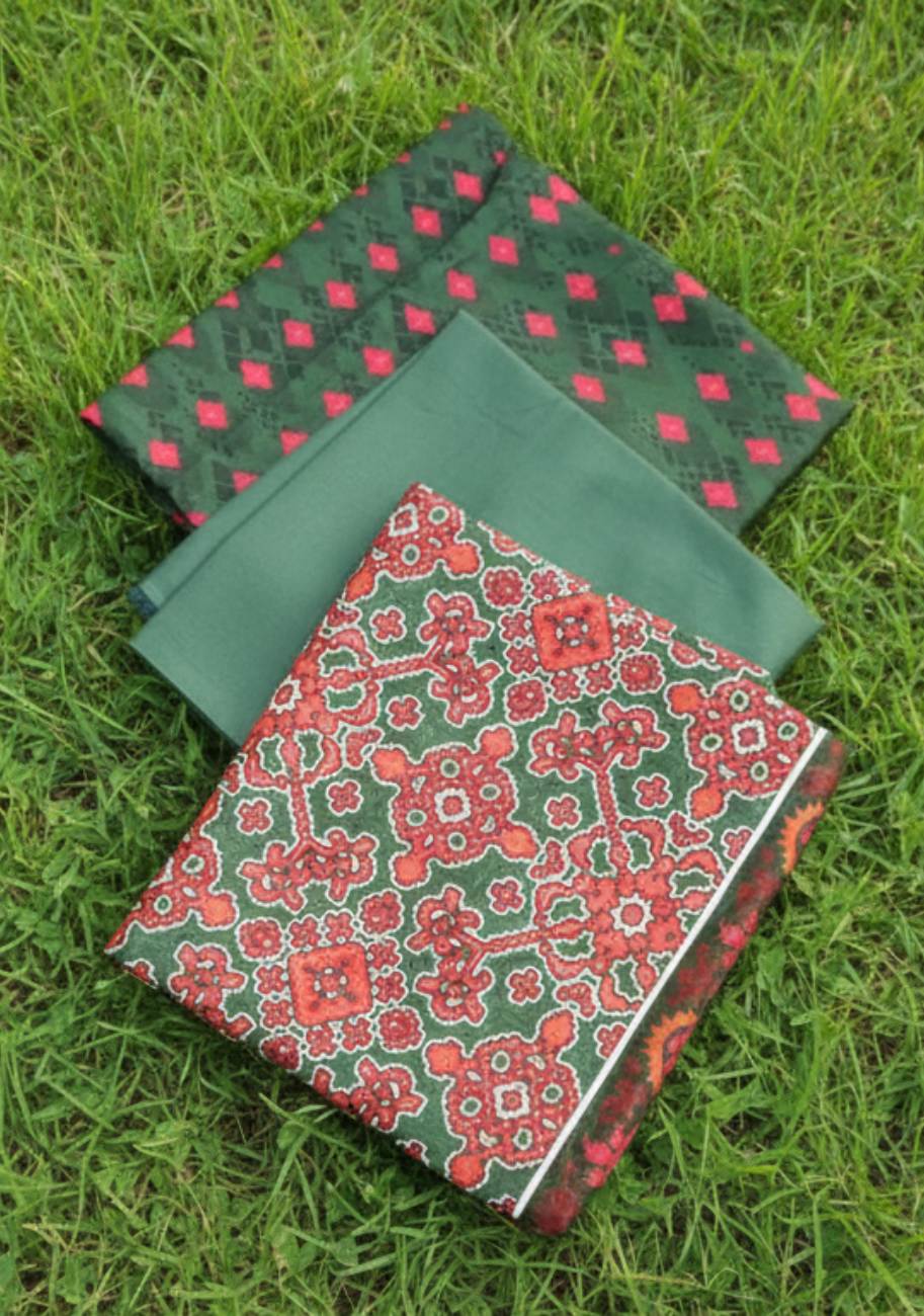 J. Premium Digital Printed Lawn 3pc Vol-4-D4