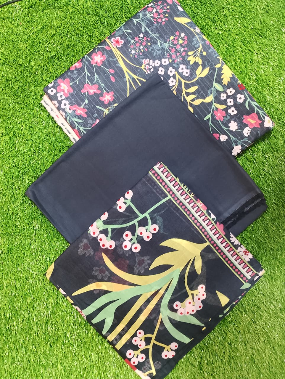 MTJ Banadora Printed Lawn 3Pc D1