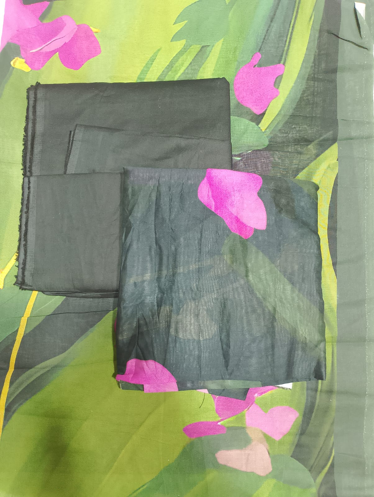 Nishat Premium Printed Lawn 3pc D9