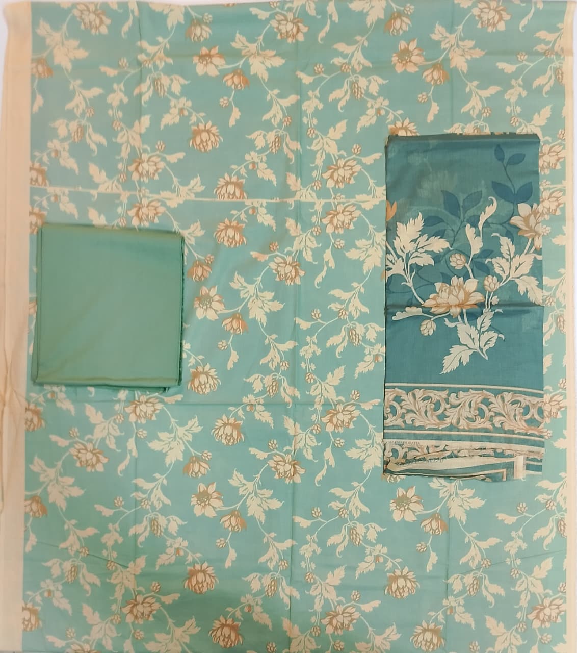 Nishat Luxury Printed Lawn 3pc Vol.2.D5