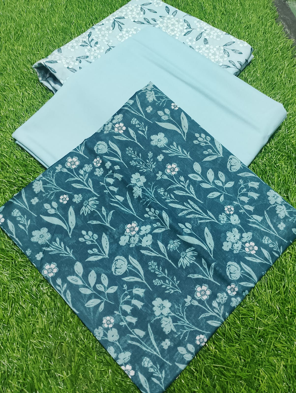 Orient Classic Digital Printed Lawn 3pc D5