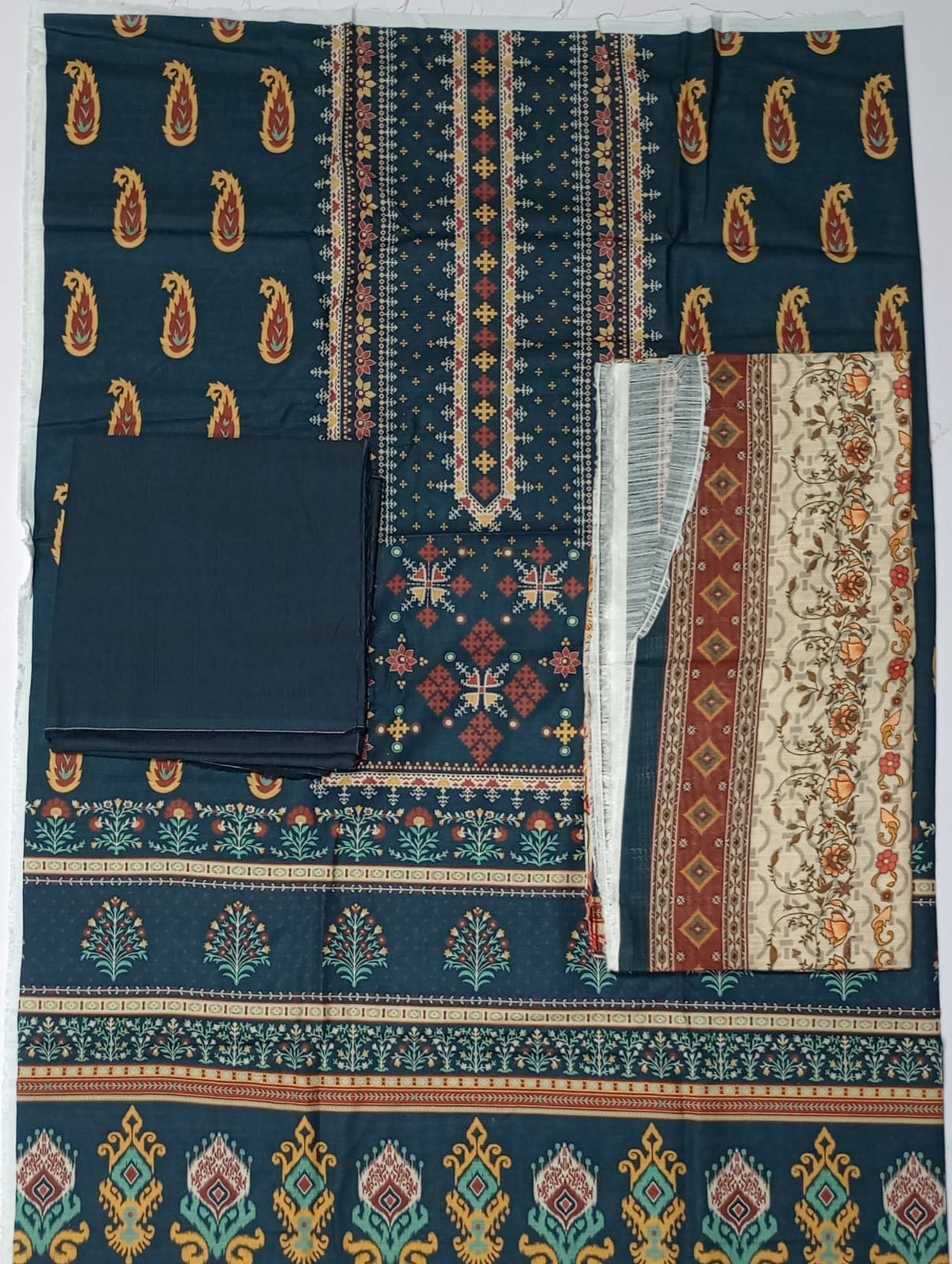 BONANZA SATRANGI Printed Premium Khaddar 3-Piece Vol. 01.D6