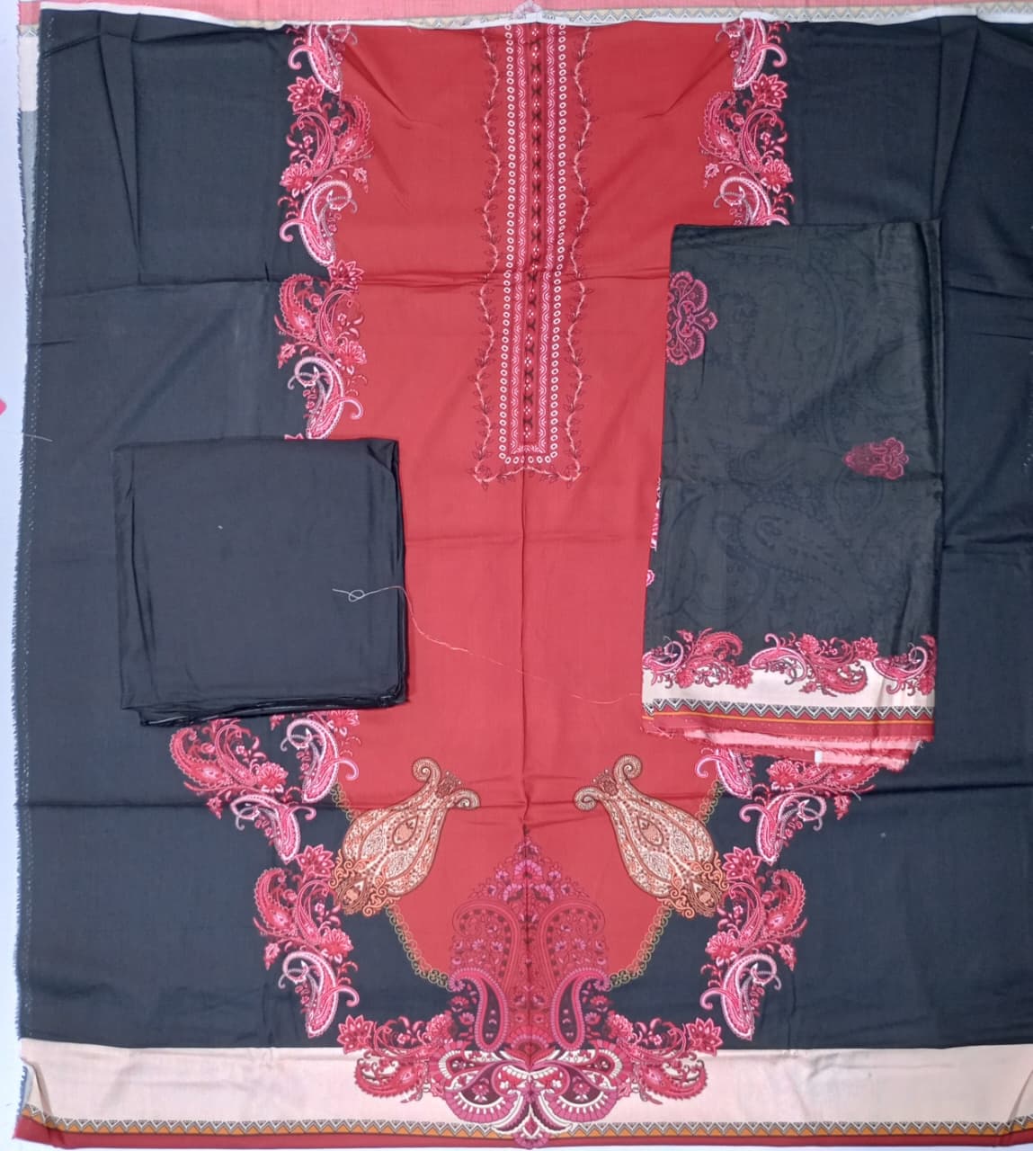 ALZOHAIB Printed Premium Khaddar 3-Piece Vol. 01 – D8