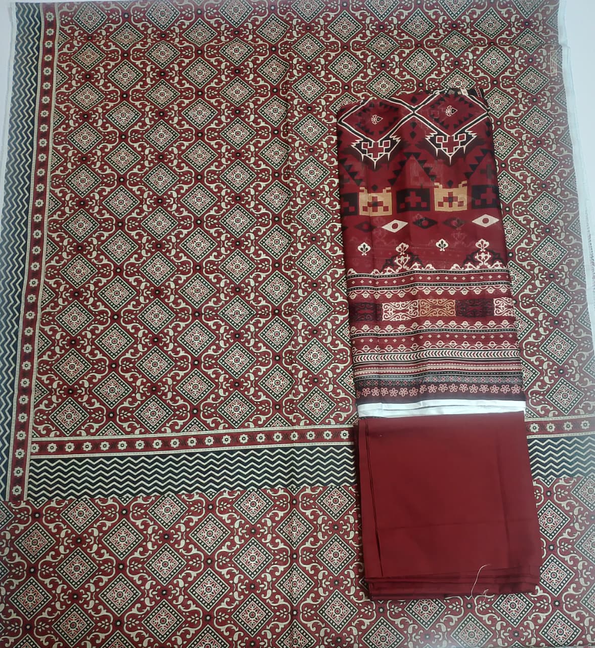 Sabeen Banadora Premium Printed Lawn 3pc Vol-1-D4