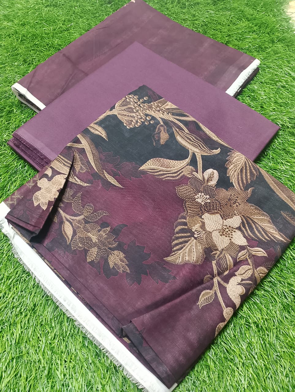 Sahar Premium Digital Printed Elegant Summer Lawn 3pc D8