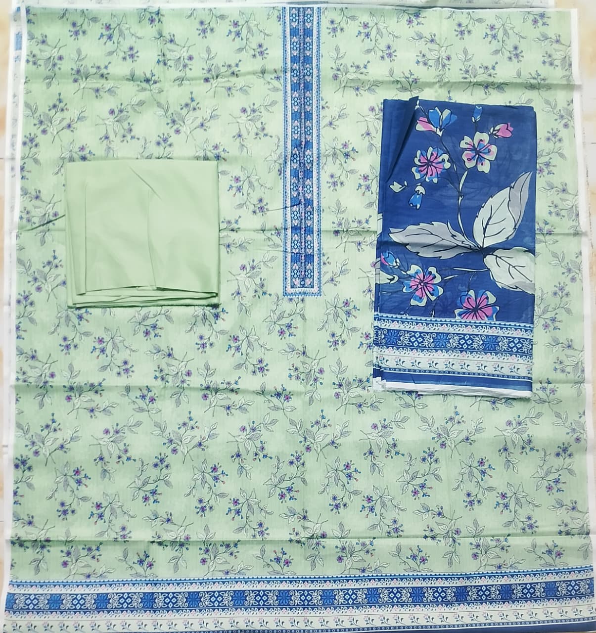 Salina Regalia Digital Printed Lawn 3pc Vol-15-D1