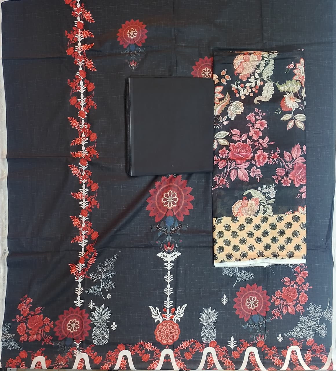 Sana Safinaz Digital Printed Lawn 3pc Vol-2-D7