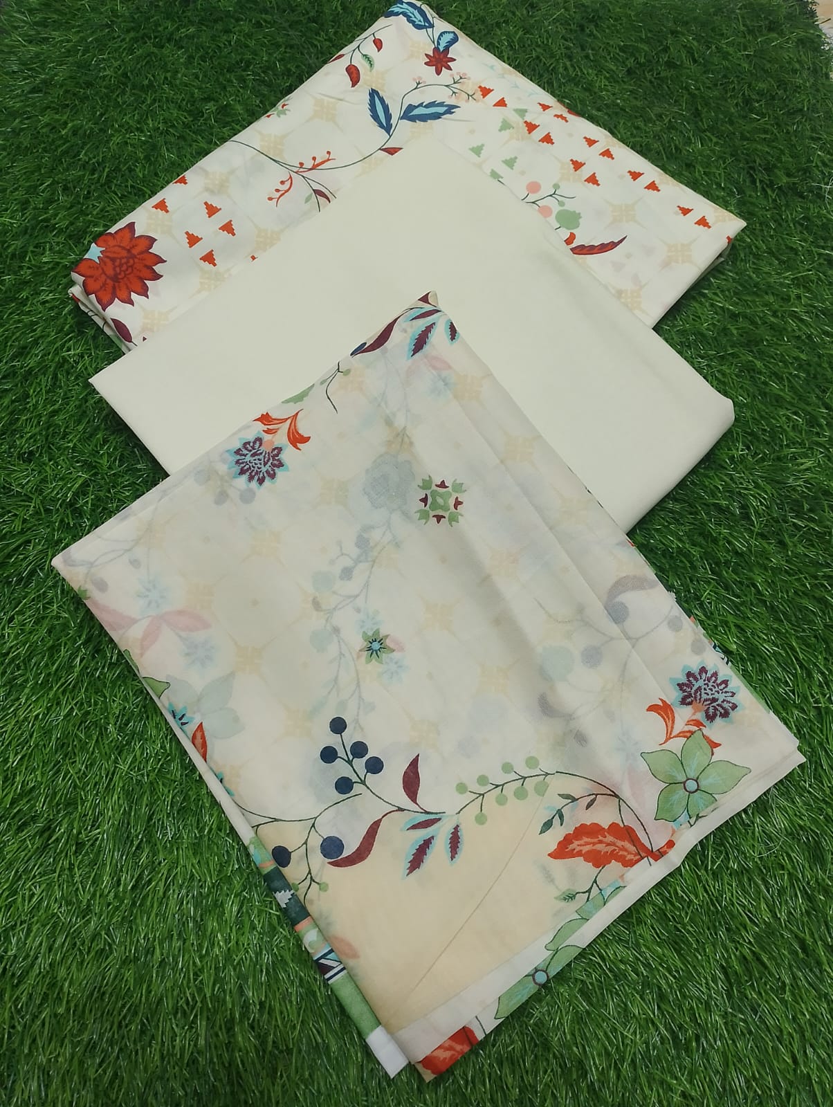 SAYA Premium Printed Lawn 3Pc Vol.07-D8