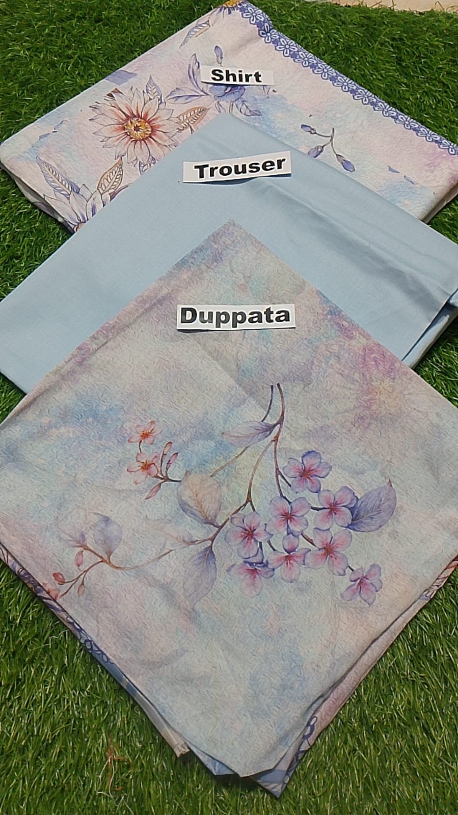SAYA Premium Printed Lawn 3Pc Vol.09.D6