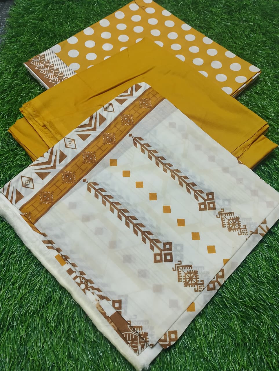 Safina Premium Printed Lawn 3pc Suit Vol-2-D7