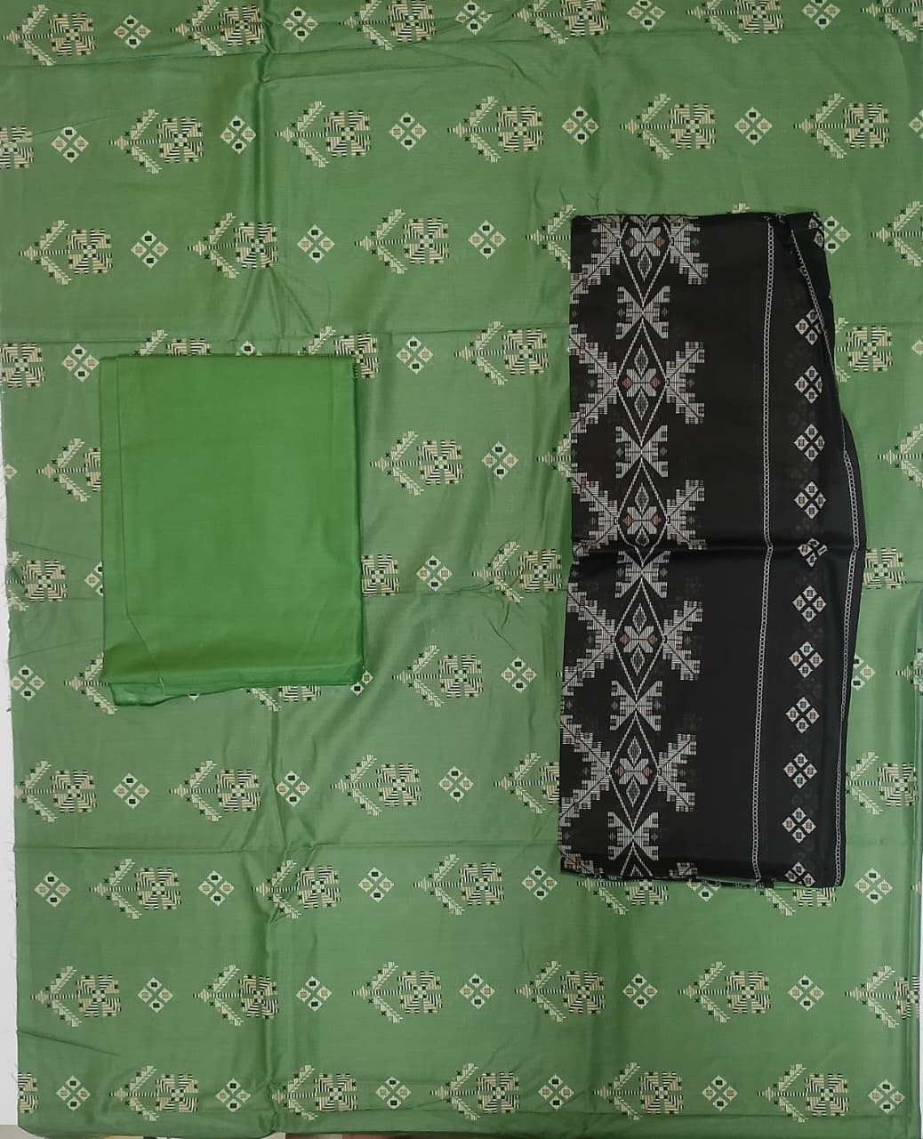 SAYA Premium Printed Lawn 3Pc Vol.13.D2