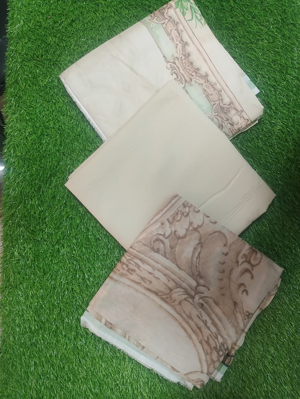 J. Luxury Printed Lawn 3pc Vol-1.D5