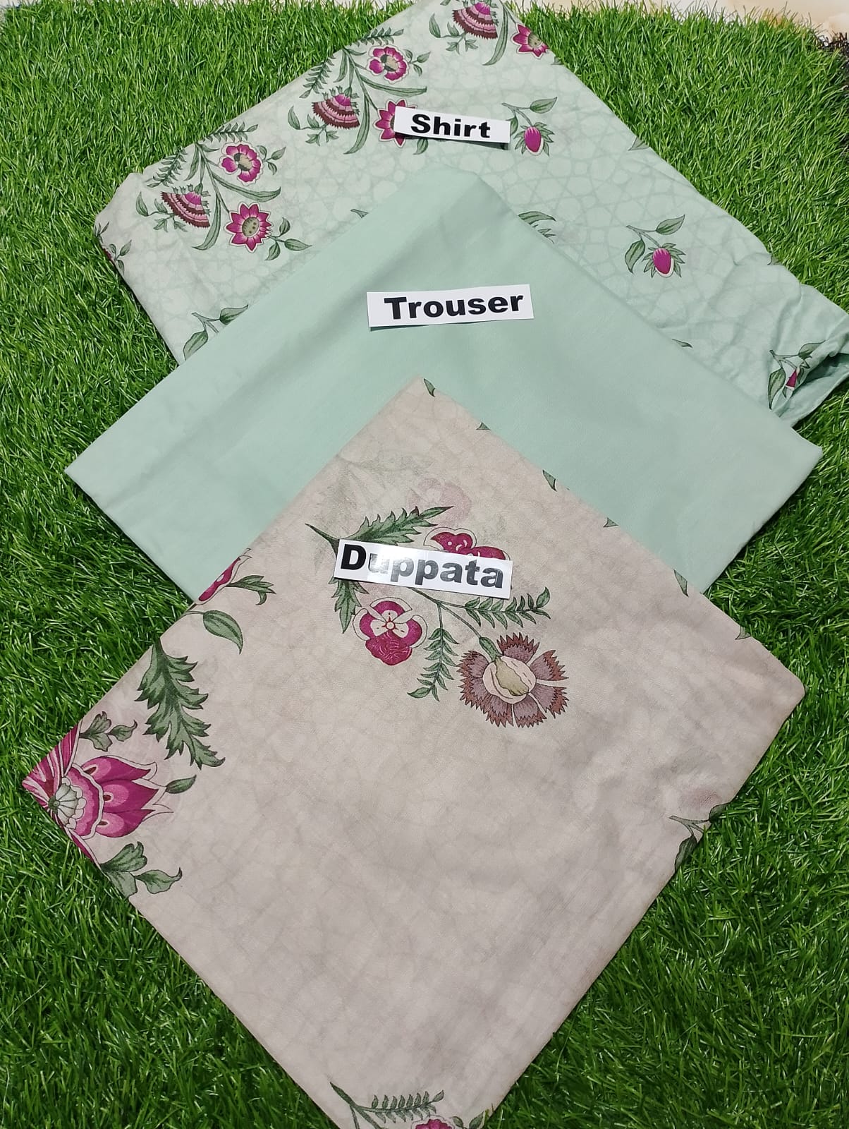 Zellbury Premium Digital Printed Lawn 3Pc-Vol-3-D8