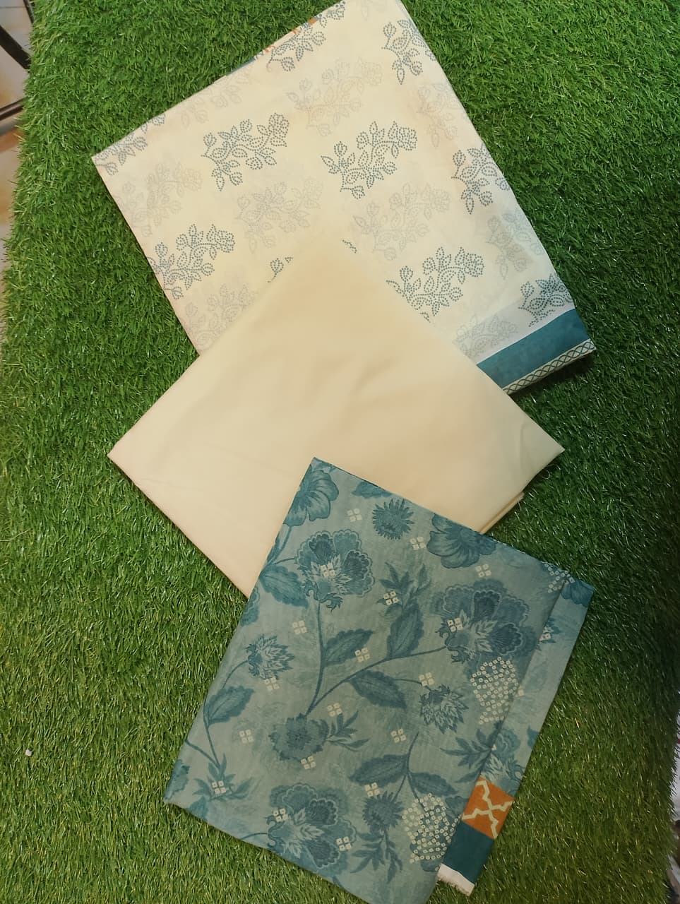 Zellbury Premium Digital Printed Lawn 3Pc-D24