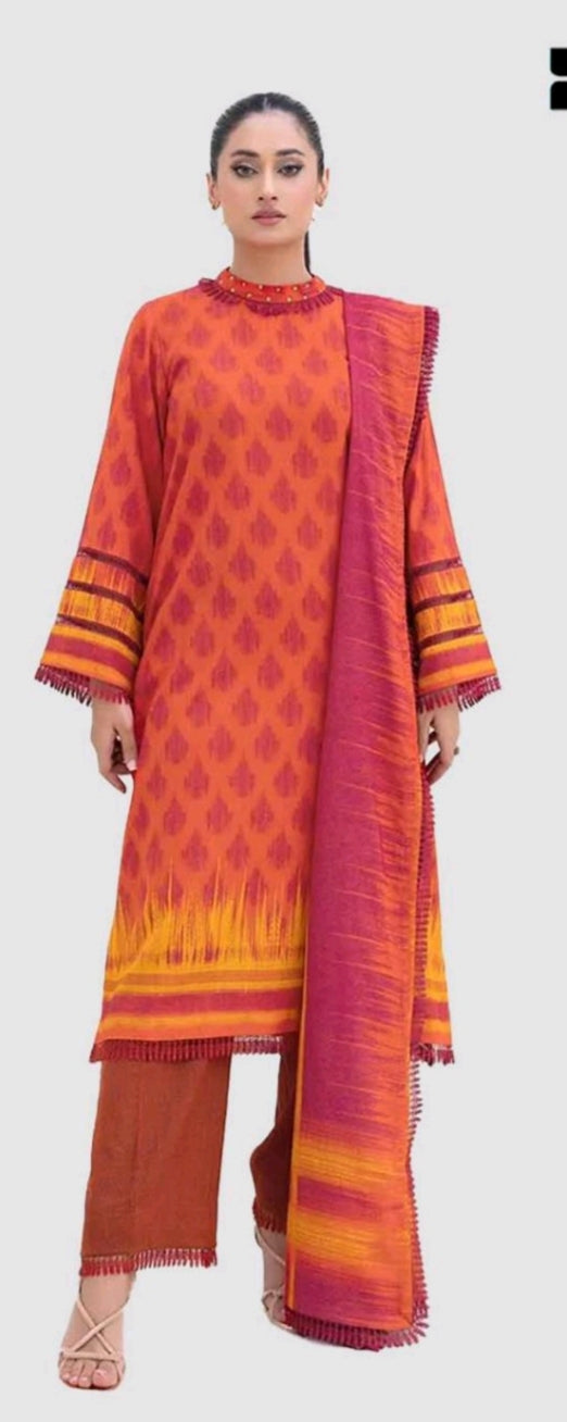 Gul Ahmed Luxury Khaddar Printed 3pc D18