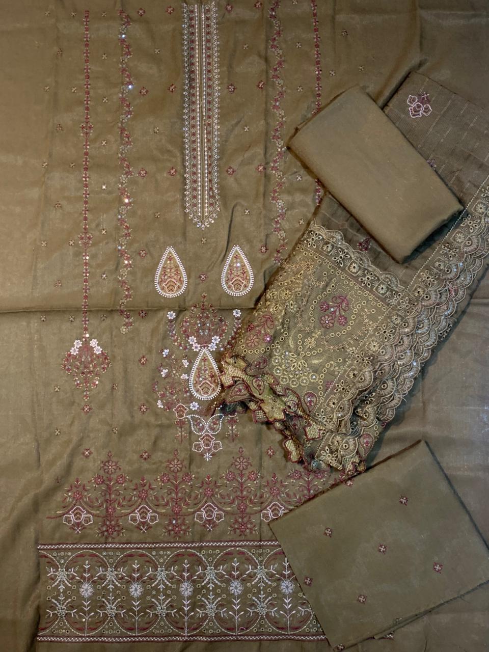 Embellish Fine Wool Embroidered 3pc D4