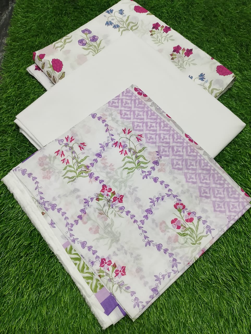 MTJ Premium Printed Lawn 3pc Vol-4 D5