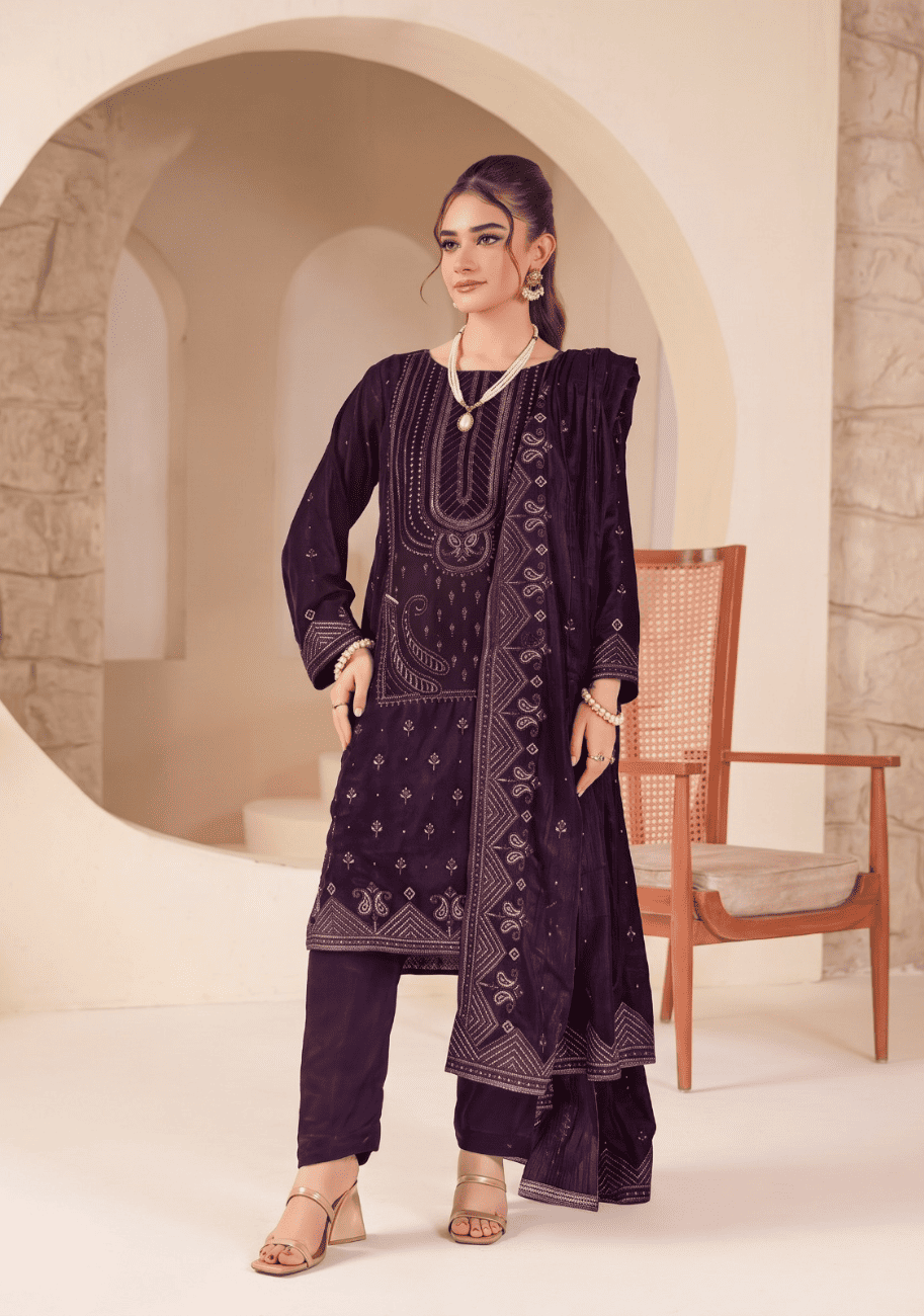 Gulzar Yousaf Velvet Embroidered 3PC V1-D3