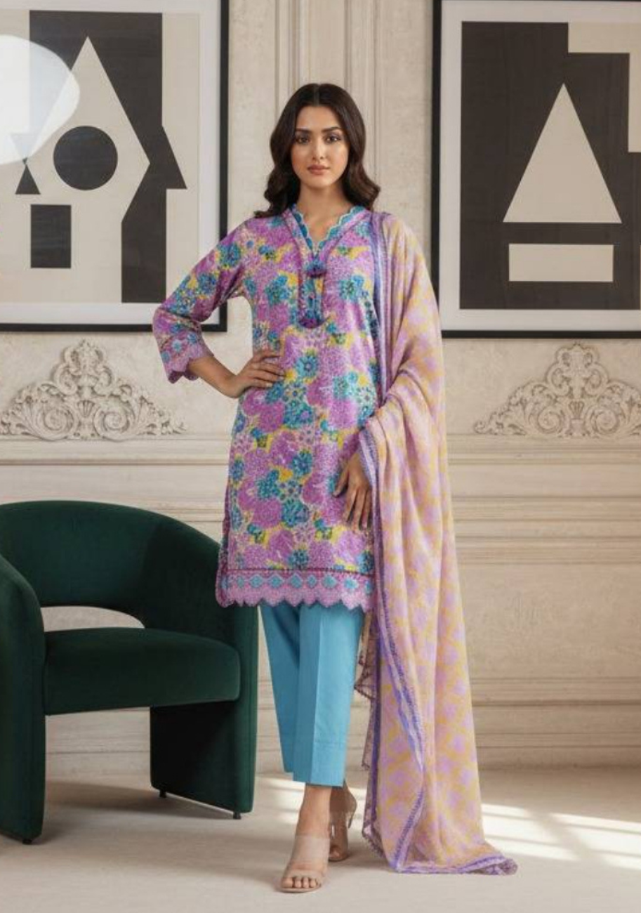 Alkaram Luxury Lawn 3Pc Suit Vol-1 D4