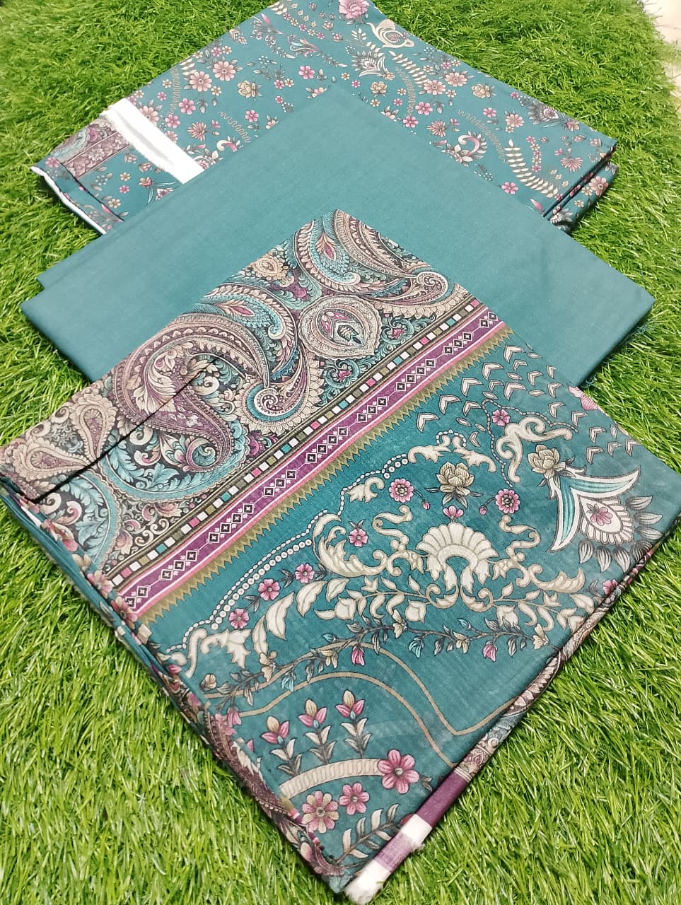 Asim Jofa Premium Printed Lawn 3pc Vol-3-D3