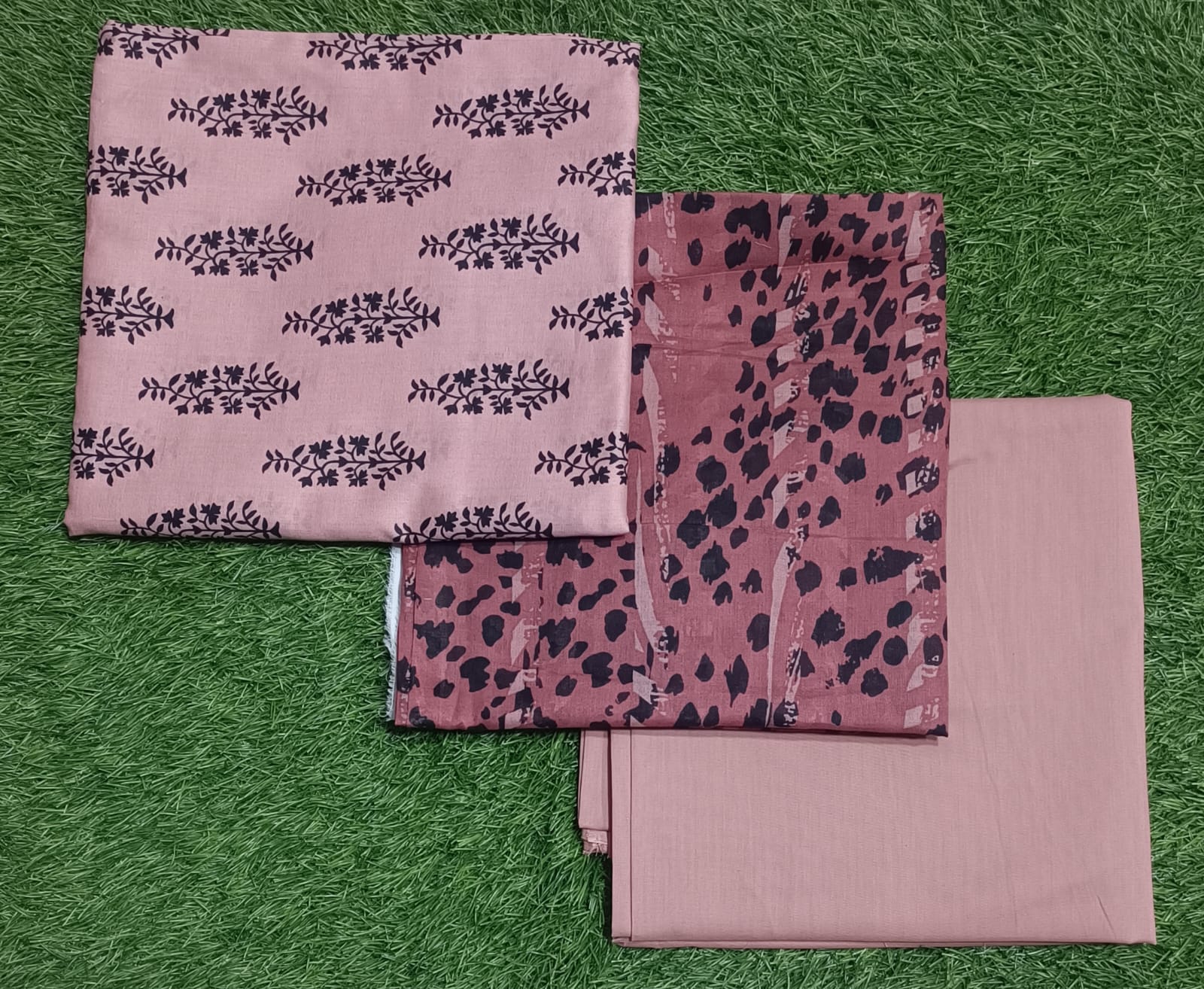 Zesh Women's Printed Lawn 3pc Suit Vol-1 D3