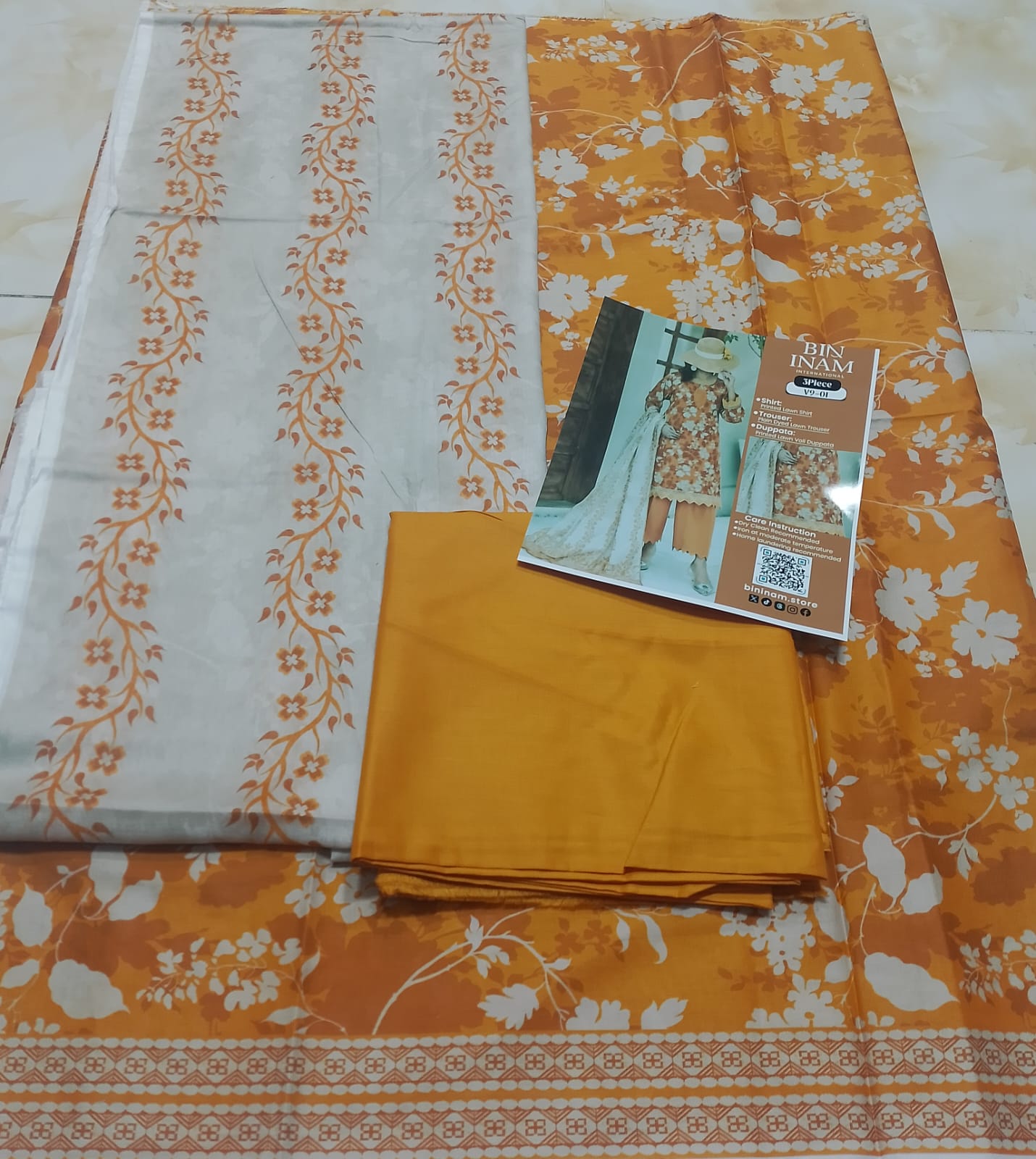 Bin Inam V9 Printed Premium Lawn 3pc D12