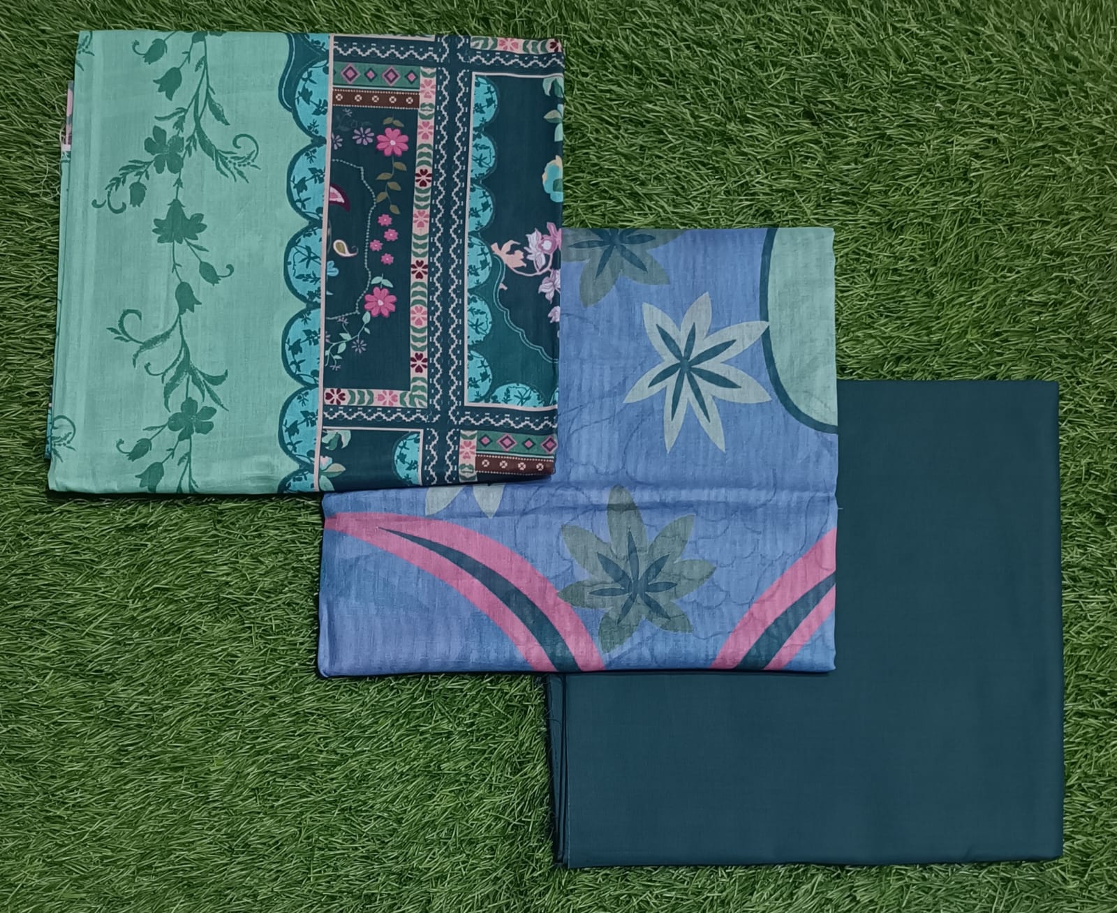 Agha Noor Women's Printed Lawn 3pc Suit Vol-1 D2