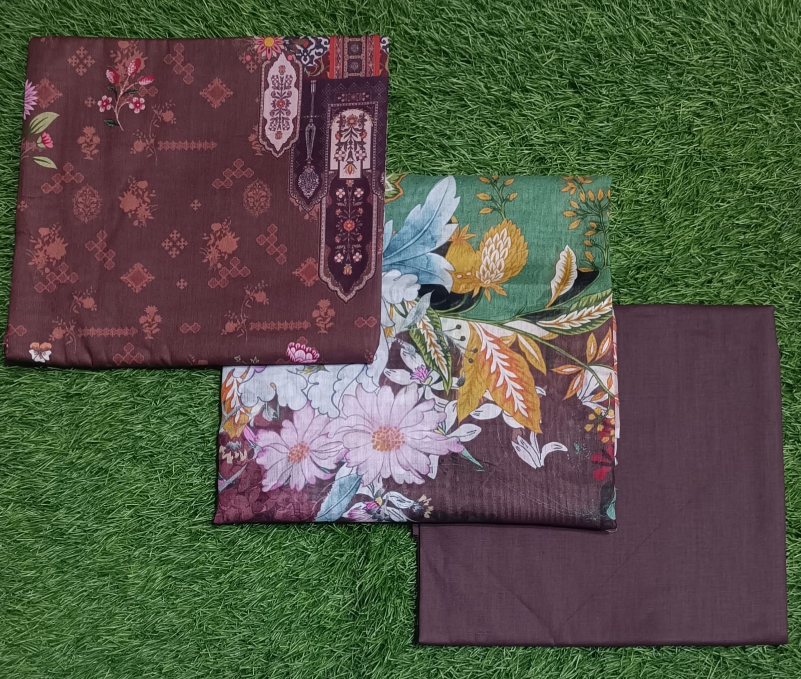 Agha Noor Women's Printed Lawn 3pc Suit Vol-1 D4