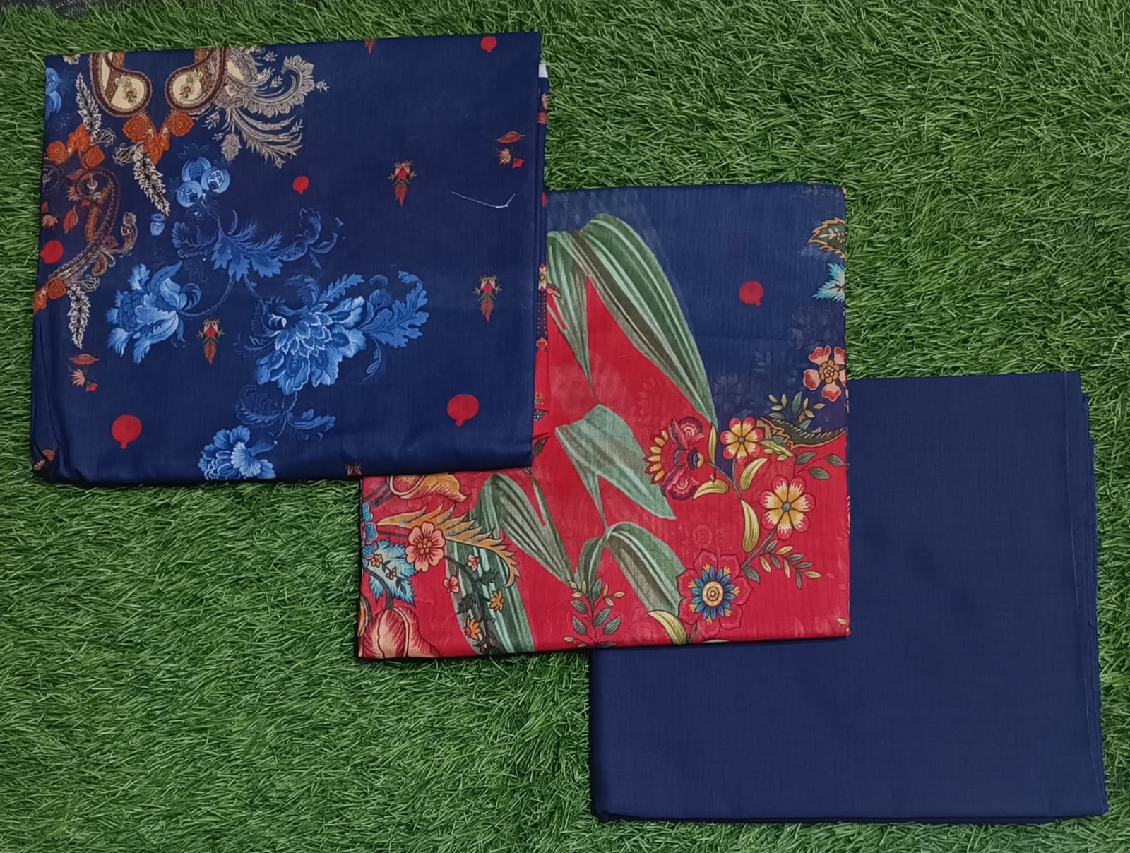 Agha Noor Women's Printed Lawn 3pc Suit Vol-1 D5