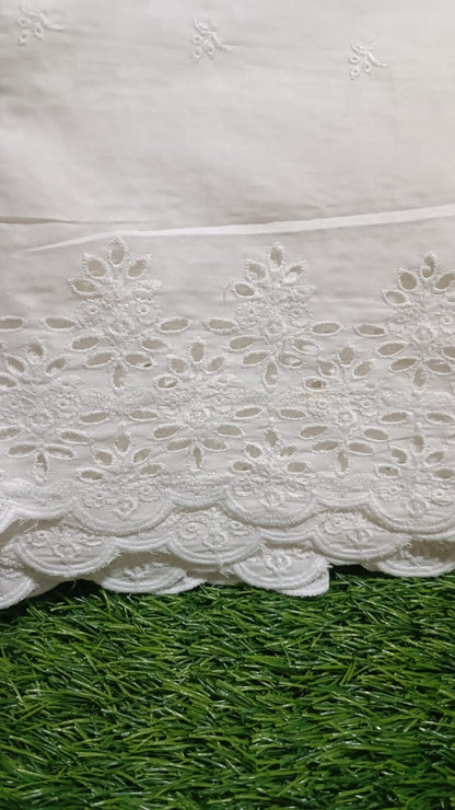 WHITE CHICKEN EMBROIDERED 3PC D5
