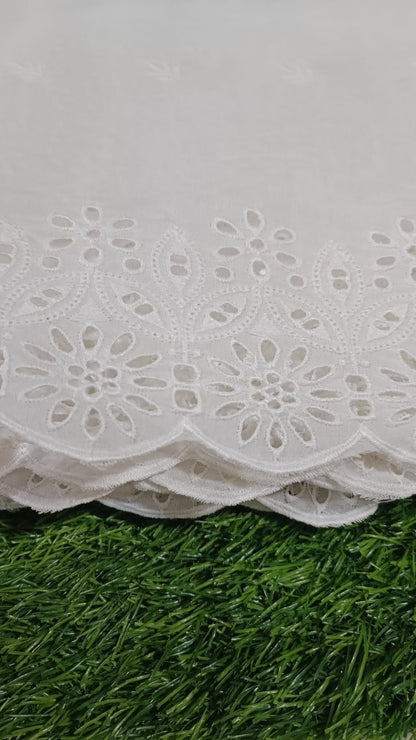 WHITE CHICKEN EMBROIDERED 3PC D4
