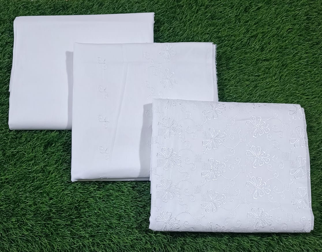 WHITE CHICKEN EMBROIDERED 3PC D1