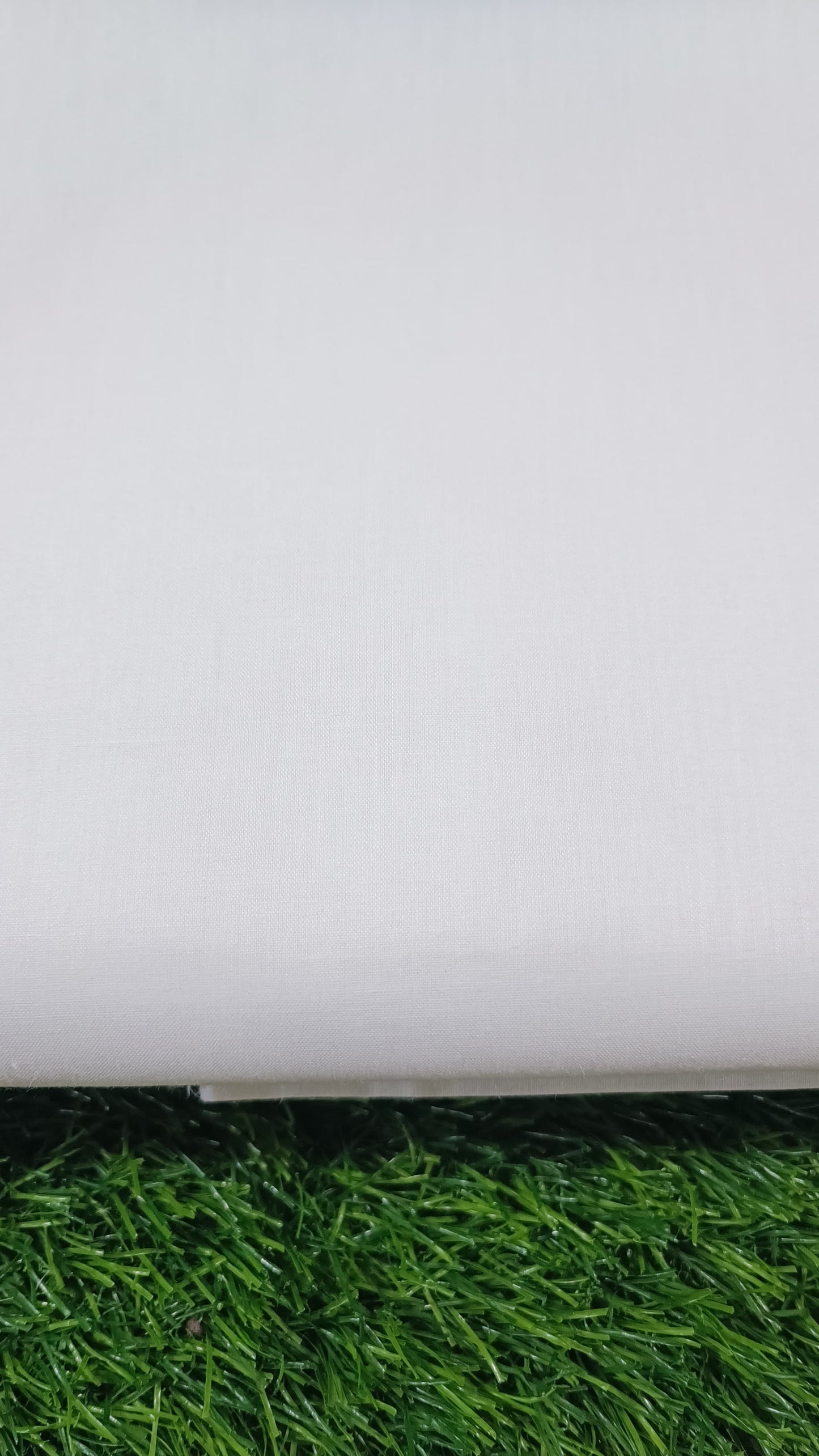 WHITE CHICKEN EMBROIDERED 3PC D1