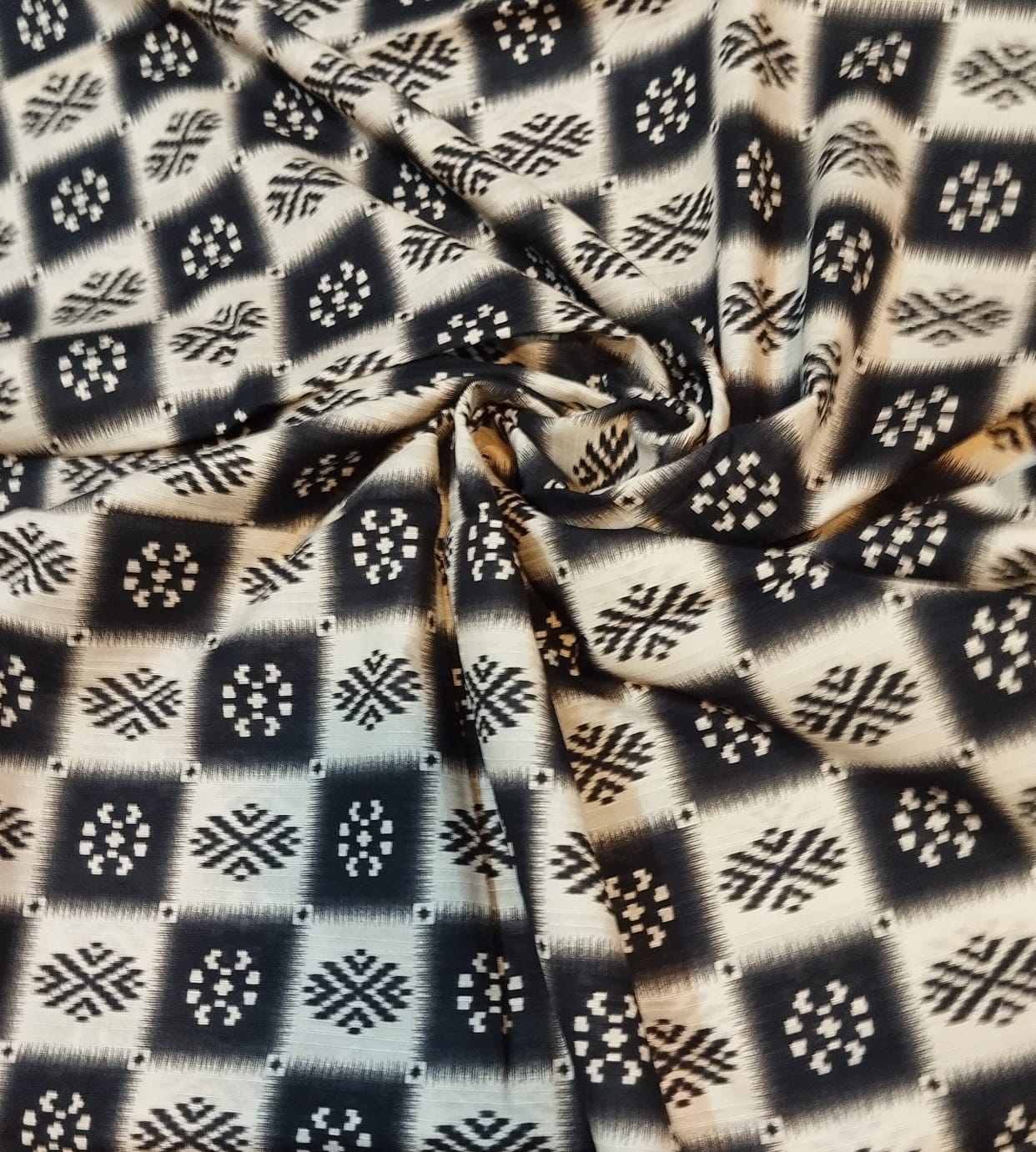 BLACK N WHITE ALLOVER BANADORA 2PC D6