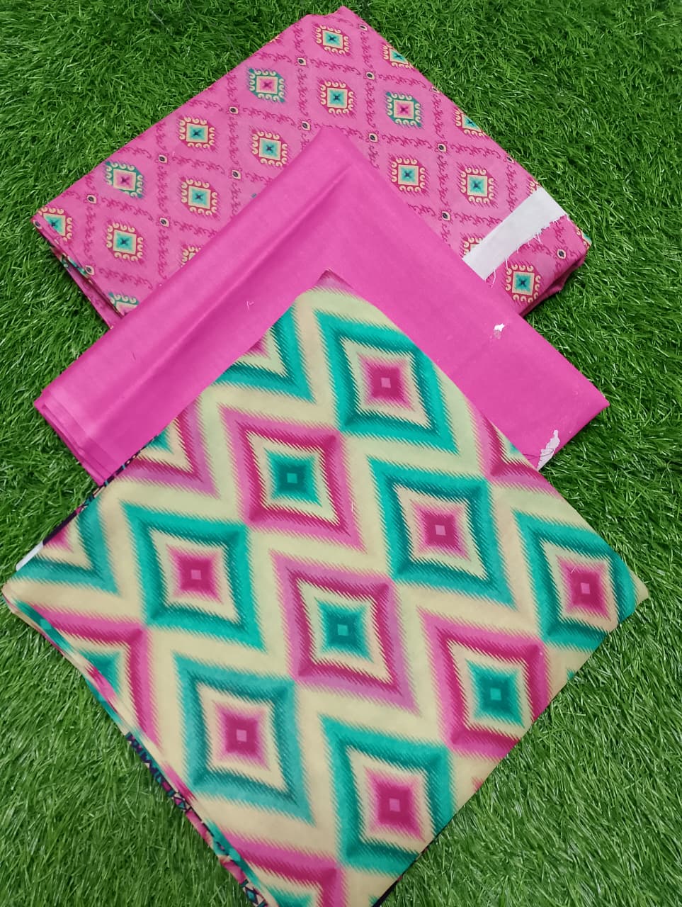 Insaf Misri Printed Lawn 3pc Suit D6